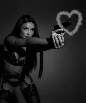 Девушка по вызову Лили стройная сделает с удовольствием и позовет в гости