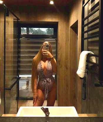 Путана УЛЬЯНА стройная сделает нежно куннилингус и примет у себя