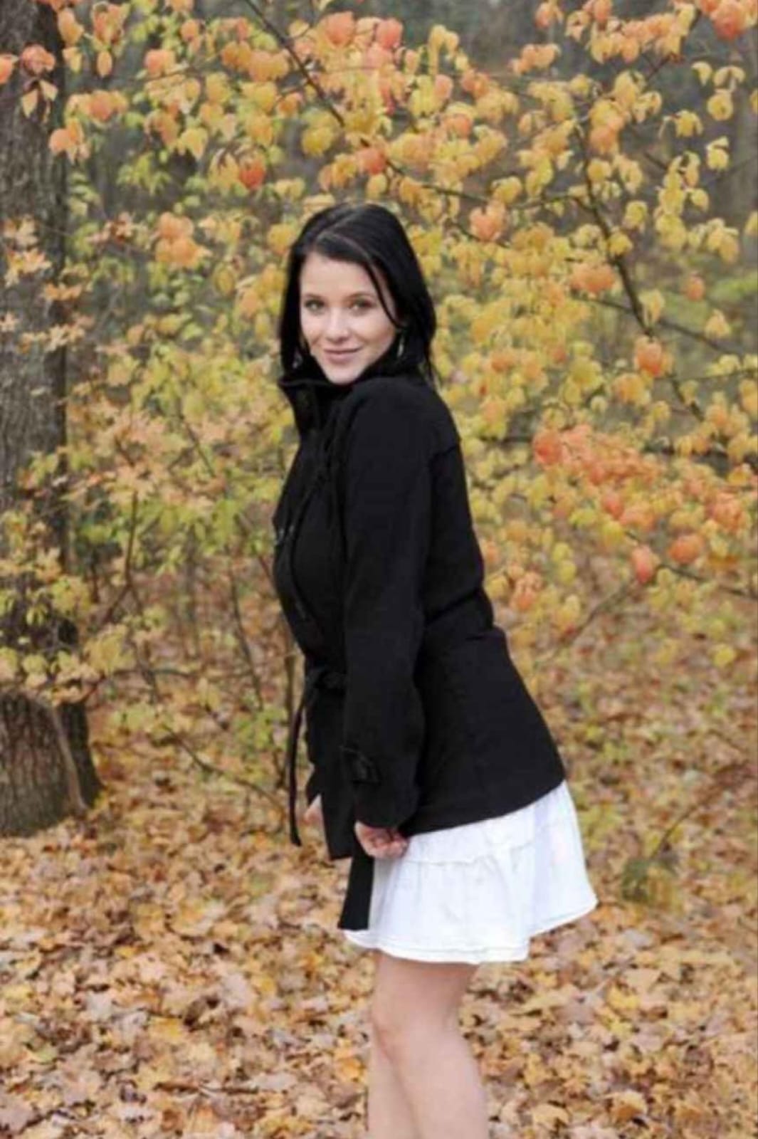 Профессионалка ЛАСКОВАЯ НЕЖНАЯ с 3 размером груди сделает нежно массаж не профи и пригласит к себе