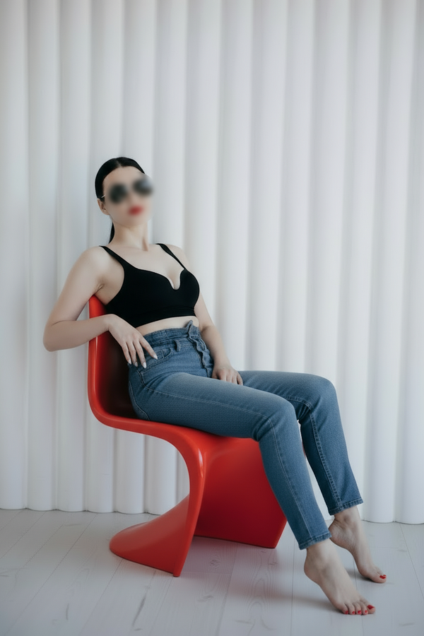 Индивидуалка Ксюшенька стройная сделает профессионально классический секс и пригласит к себе в Район - Юго-Запад