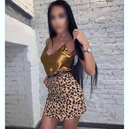 Девочка ВИТА стройная сделает профессионально фут-фетиш и пригласит к себе в Район - Центр