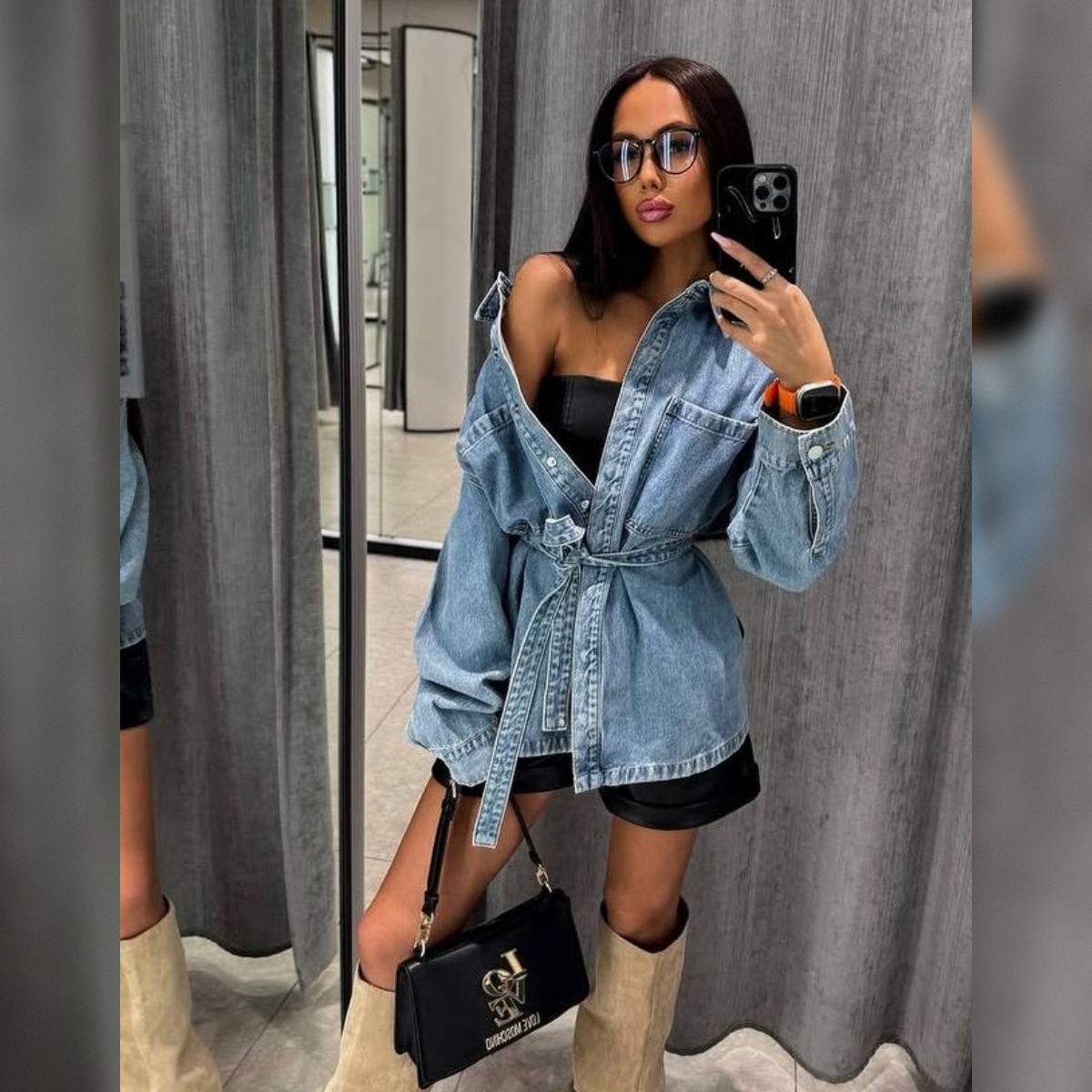 Проститутка ЮЛЯ 22 лет сделает профессионально классический секс и примет у себя в Район - Центр